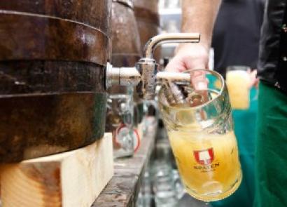 Kuinka avata hanaolutkauppa: olutyrityksen organisoinnin hienovaraisuudet ja pääkohdat Kuinka avata oma pubi
