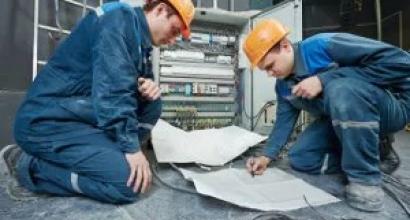 Reparații, proiectare, mobilier, construcție, instrucțiuni Responsabilități funcționale ale unui tehnician electromecanic la o fabrică de reparații navale
